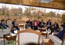 رؤوساء واعضاء الكتل الكردستانية في مجلس النواب يلتقون محافظ حلبجة بمبنى النصب التذكاري لشهداء حلبجة